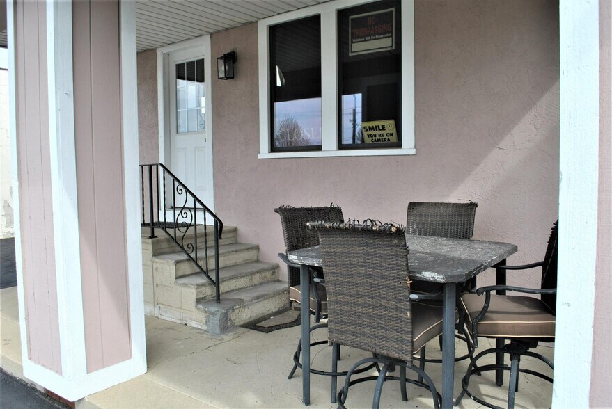More Photos Of 5424 W Broad St, Columbus Storefront Retail Residential For Lease