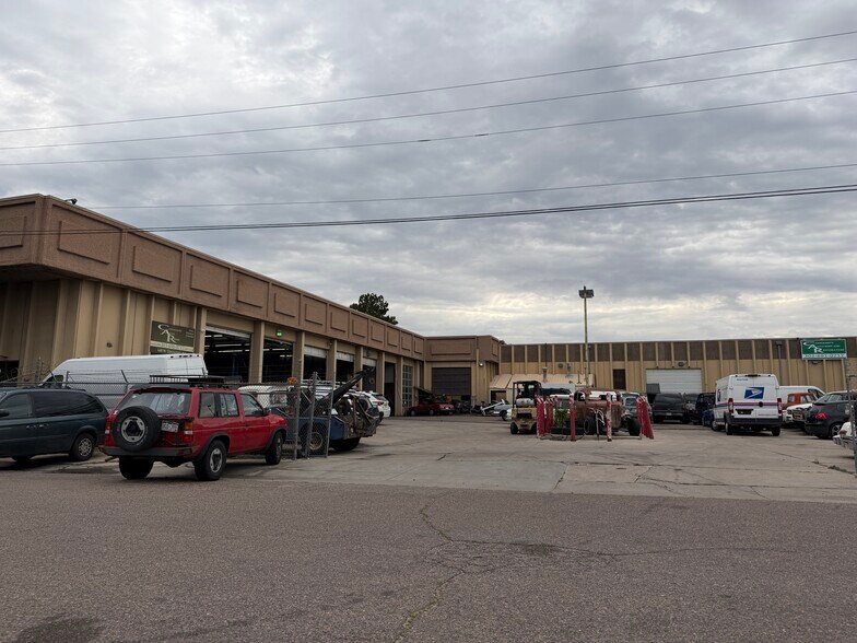 More Photos Of 640 W Tennessee Ave, Denver Light Distribution For Sale