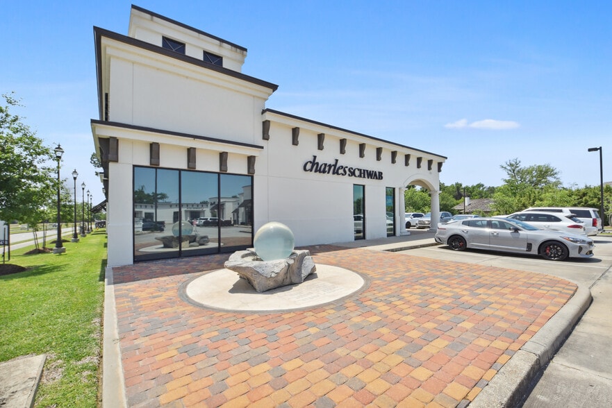 More Photos Of 500 Settlers Trace Blvd, Lafayette Storefront Retail Office For Lease