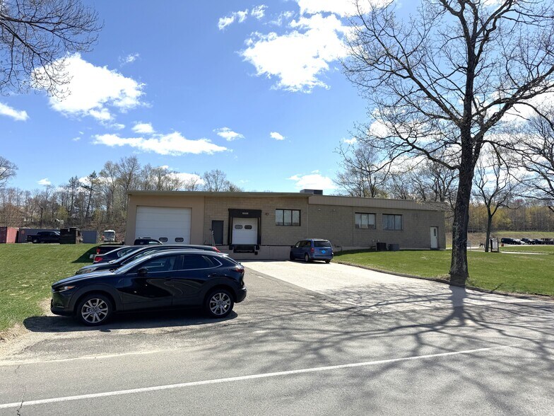 More Photos Of 100 Union City Rd, Prospect Light Manufacturing For Sale