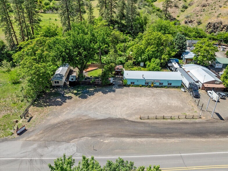 More Photos Of 53943 Hwy 86, Oxbow Specialty For Sale