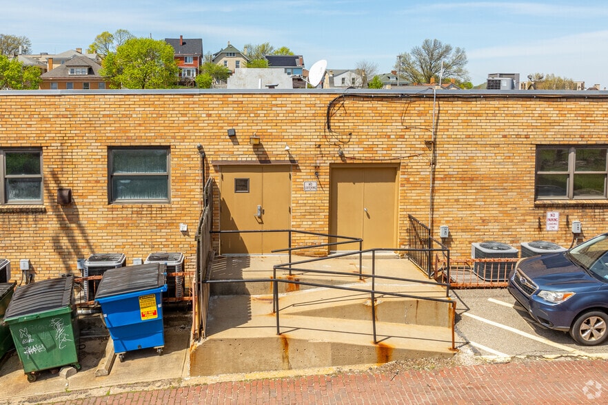 More Photos Of 2961-2973 W Liberty Ave, Pittsburgh Unknown For Lease