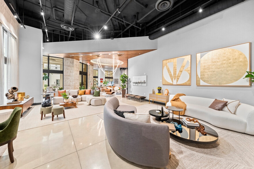 More Photos Of 301 Altara Ave, Coral Gables Apartments For Sale