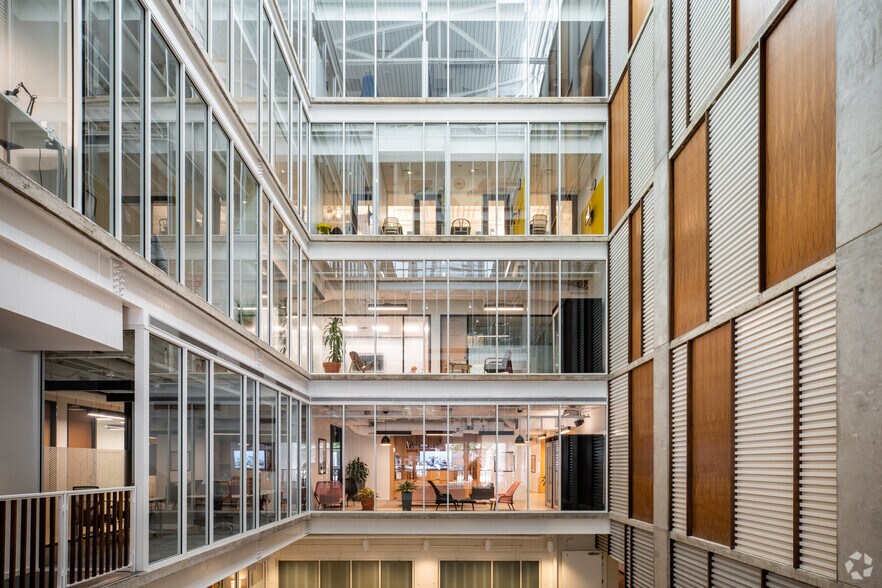 More Photos Of 501 Congress Ave, Austin Office For Lease