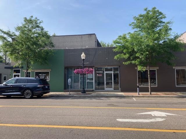 More Photos Of 404-406 E Fourth St, Royal Oak Office For Lease