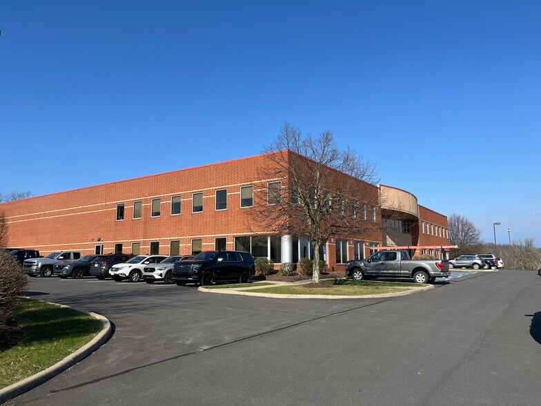 More Photos Of 401 Technology Dr, Canonsburg Light Distribution For Sale