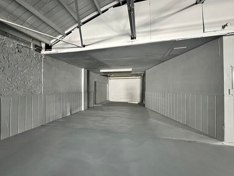 More Photos Of 229 S Oxnard Blvd, Oxnard Storefront Retail Office For Sale