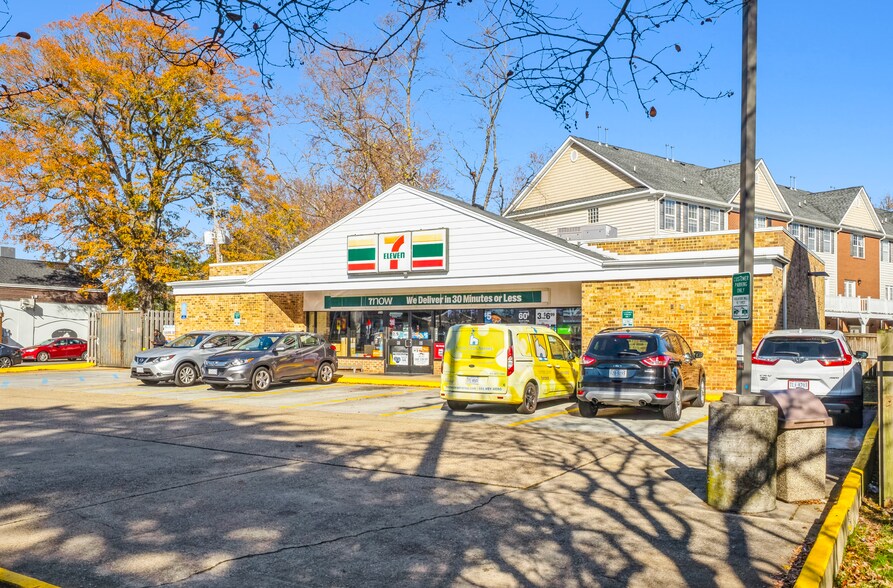 More Photos Of 1230 Redgate Ave, Norfolk Convenience Store For Sale