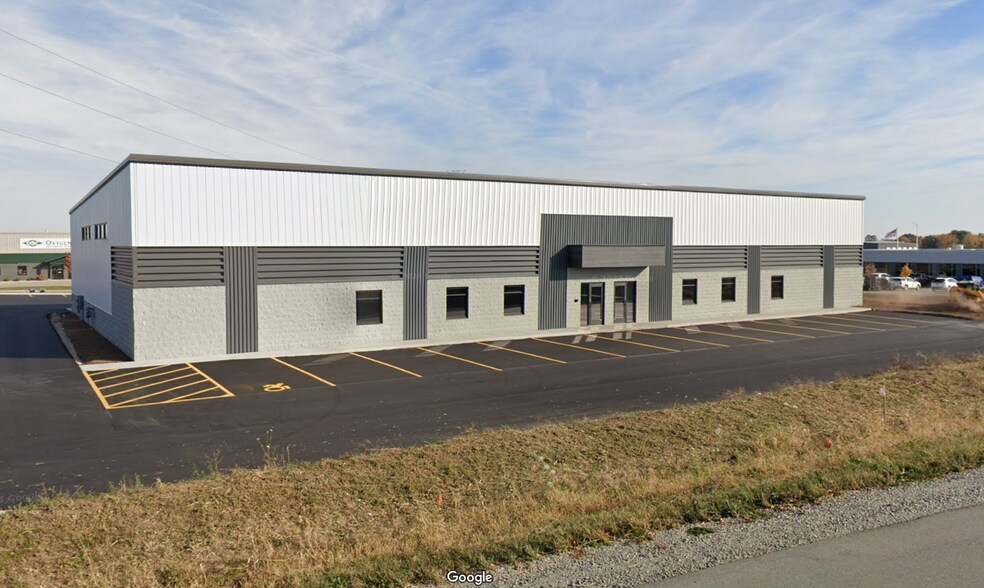 Primary Photo Of 5795 Neubert Rd, Appleton Warehouse For Lease