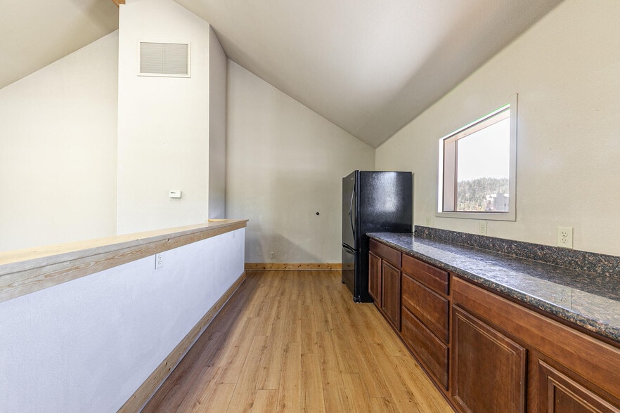 More Photos Of 12315 Deerfield Dr, Truckee Office Residential For Sale