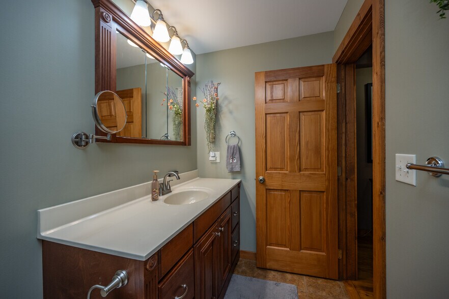 More Photos Of 17848 Garrett Hwy, Oakland Apartments For Sale