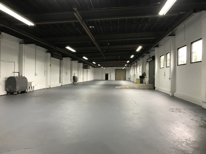 More Photos Of 1200 N Macon St, Baltimore Warehouse For Sale