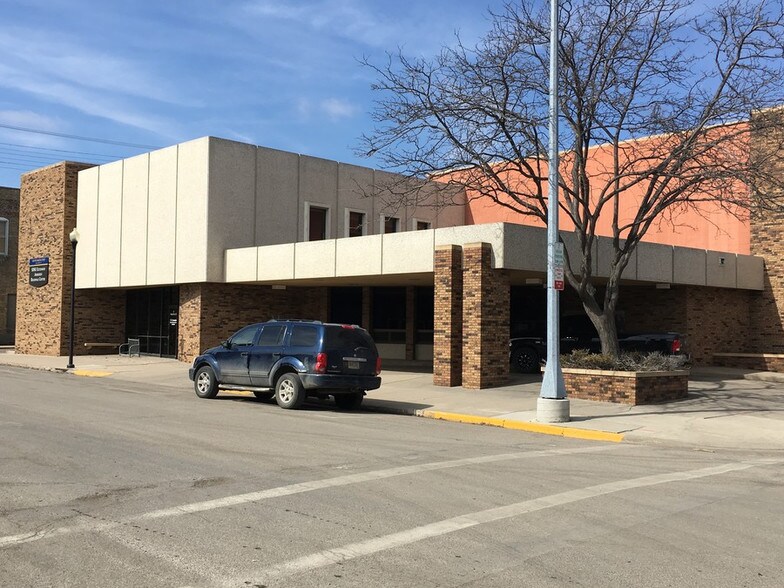 Primary Photo Of 13-SE 2nd Ave SE, Aberdeen Office For Lease
