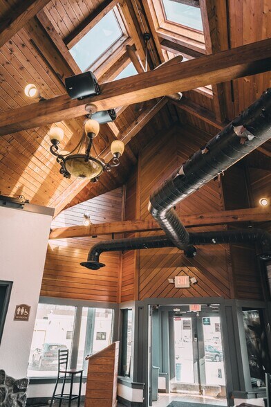 More Photos Of 271 Gleaves St, Madison Restaurant For Sale