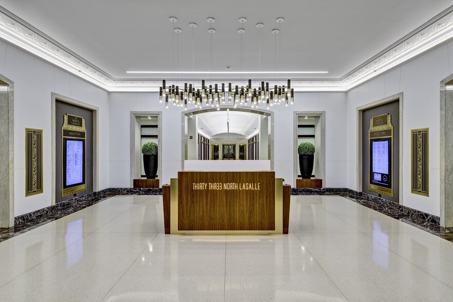 More Photos Of 33 N LaSalle St, Chicago Coworking Space