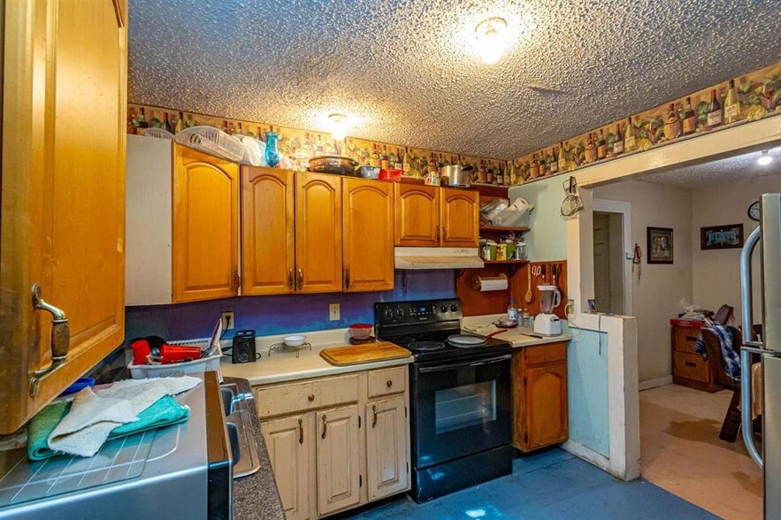 More Photos Of 1801 San Bernardo Ave, Laredo General Retail For Sale