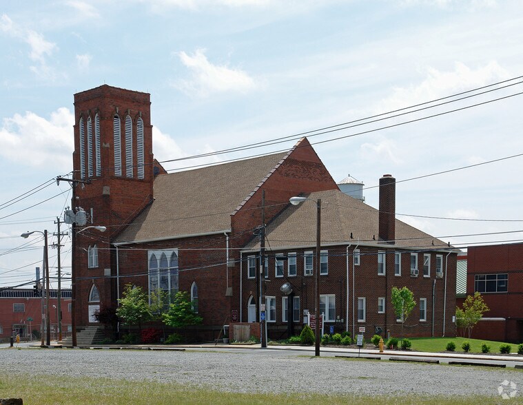 More Photos Of 630 Patterson Ave, Winston-Salem Religious Facility For Sale