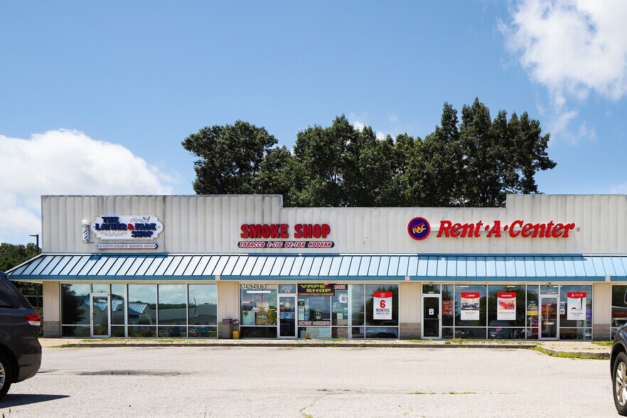 More Photos Of 2719 Emerson Dr, Elkhart Unknown For Lease