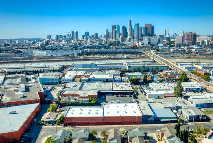 More Photos Of 130-148 S Anderson St, Los Angeles Unknown For Lease