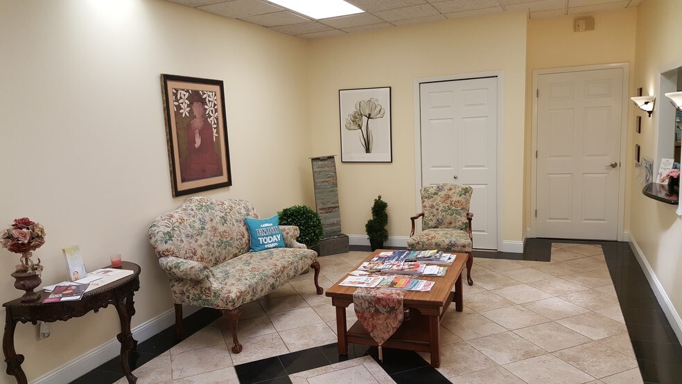 More Photos Of 526 Bloomfield Ave, Caldwell Medical For Lease