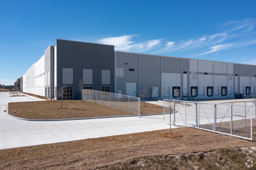 More Photos Of 1100 Logistics Pky, Rincon Unknown For Lease