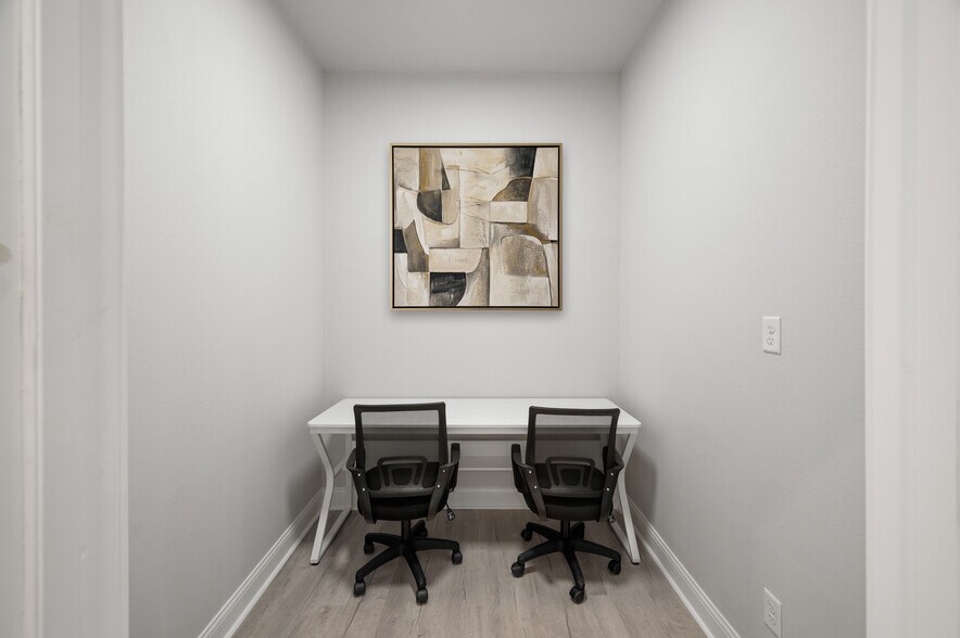 More Photos Of 928 Ferry Rd, Galveston Apartments For Sale