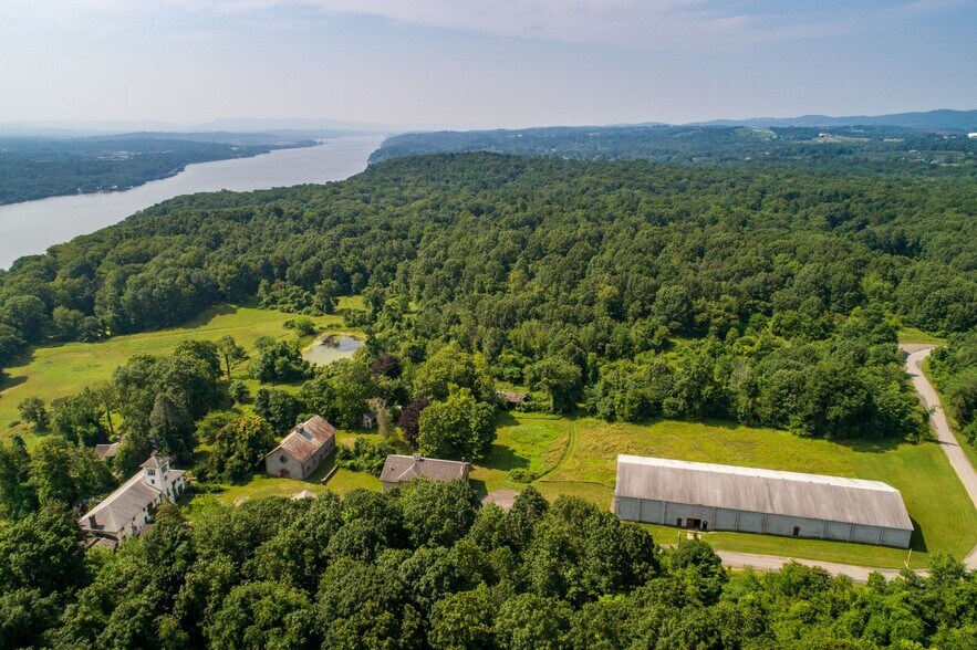 More Photos Of 200 Blue Point Rd, Highland Land For Sale