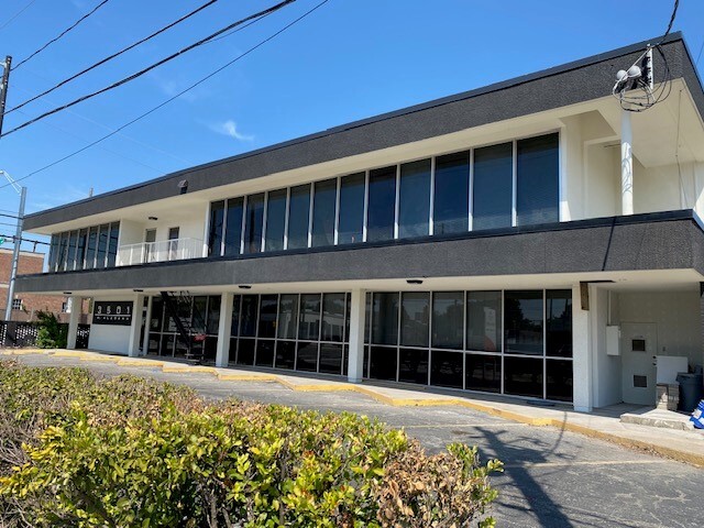 Primary Photo Of 3501 W Alabama St, Houston Office For Lease