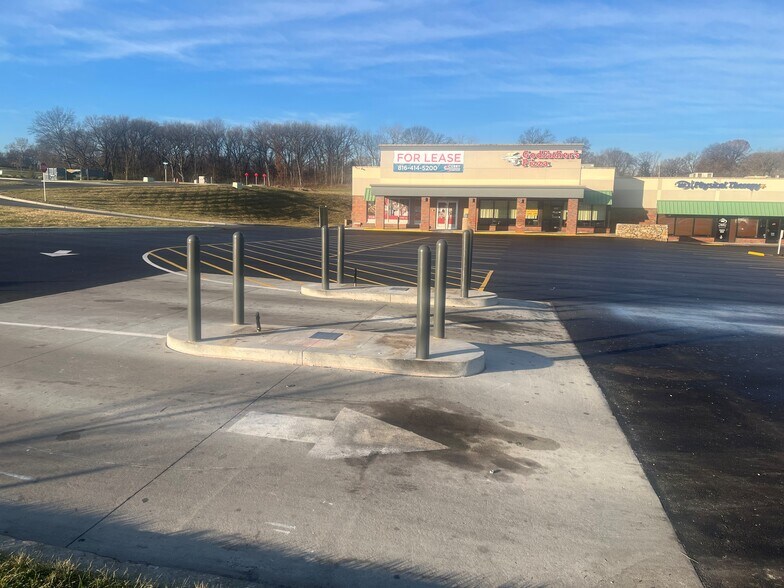 Primary Photo Of 5400A N Antioch Rd, Kansas City Land For Lease