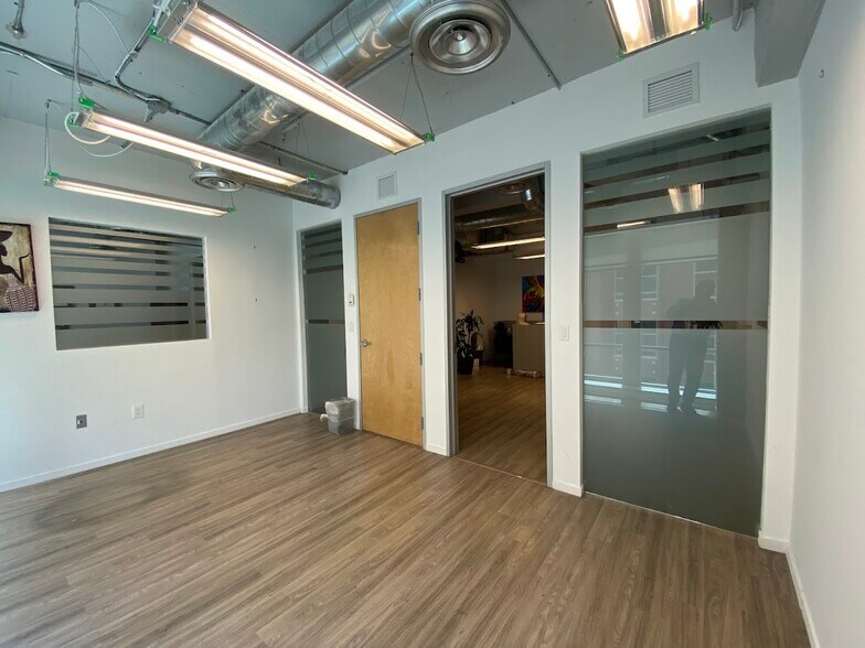 More Photos Of 14 NE 1st Ave, Miami Office For Sale
