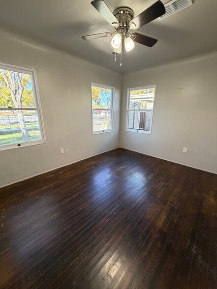 More Photos Of 231 S Sirrine, Mesa Office For Lease