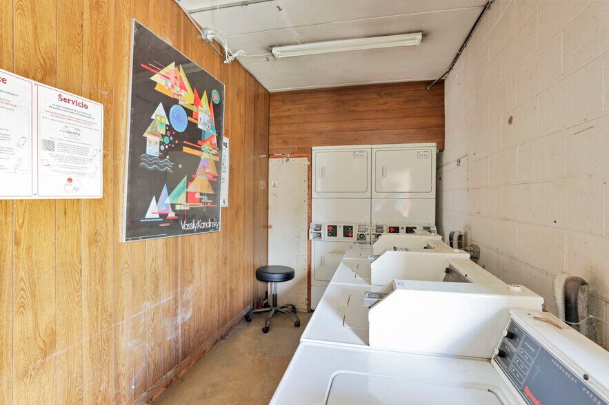 More Photos Of 27 W 8th Ave, Columbus Apartments For Sale