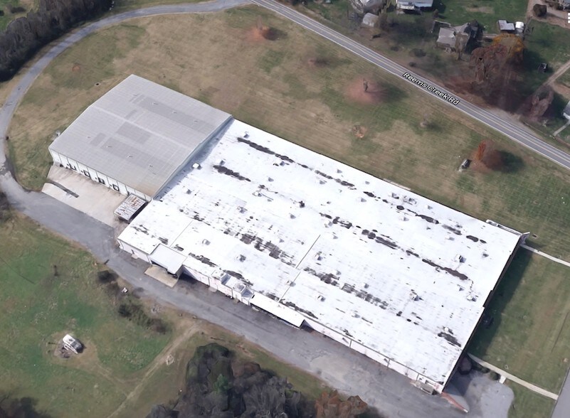 More Photos Of 1 Balcrank Way, Weaverville Warehouse For Lease
