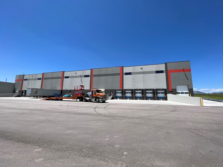 More Photos Of 12805 W 112th Ave, Broomfield Manufacturing For Lease