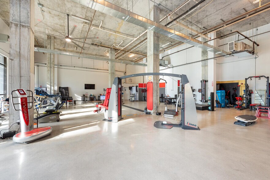 More Photos Of 212 S Olive Ave, West Palm Beach Apartments For Sale