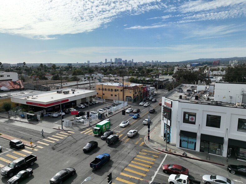 More Photos Of 7912-7918 Melrose Ave, Los Angeles Storefront Retail Office For Lease