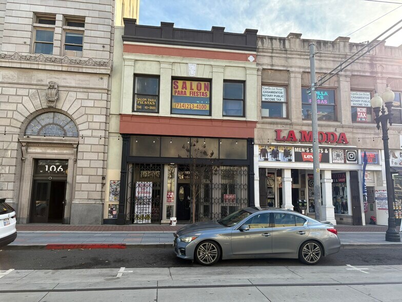 Primary Photo Of 108 W 4th St, Santa Ana Storefront Retail Office For Lease