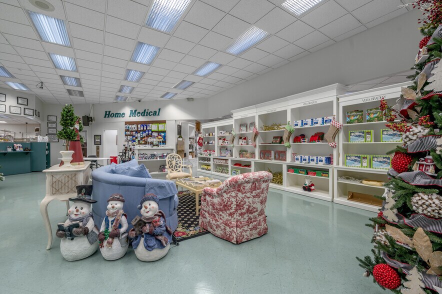 More Photos Of , Greenup General Retail For Sale