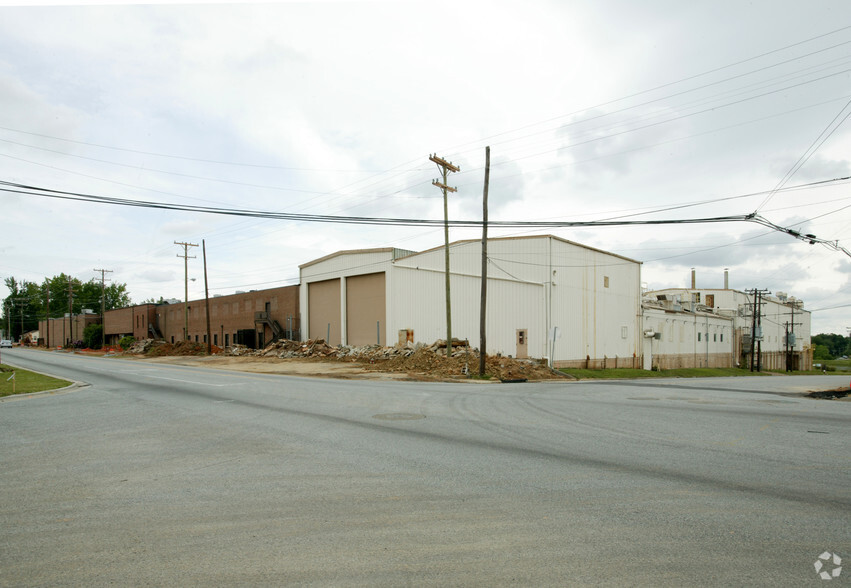 Primary Photo Of 2100 E Martin Luther King Jr Dr, High Point Manufacturing For Lease