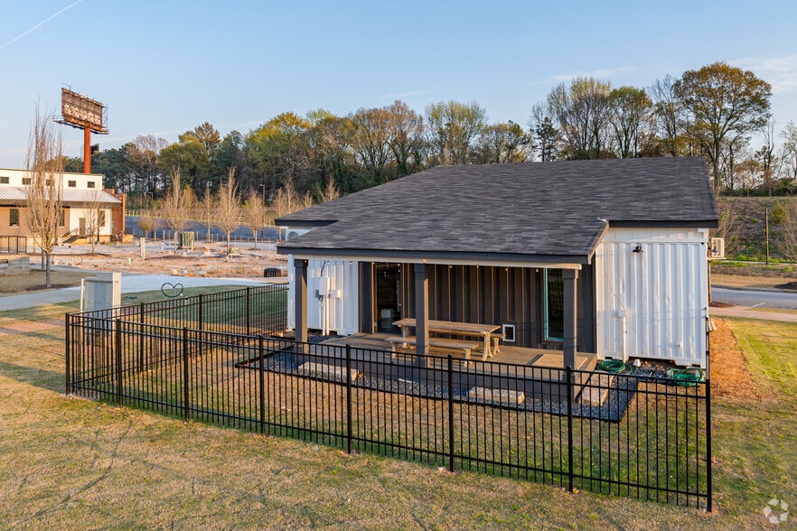 More Photos Of 352 University Ave SW, Atlanta Land For Lease