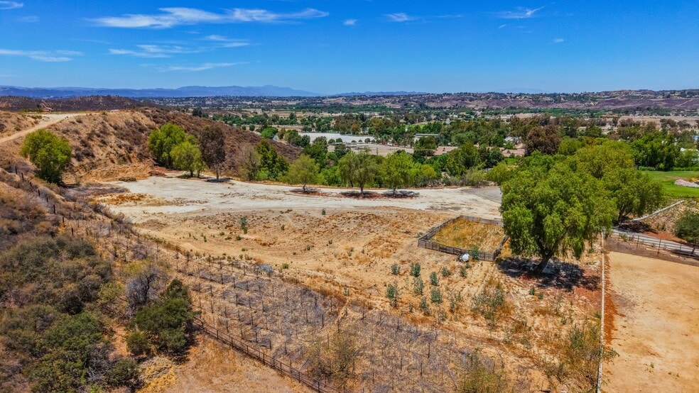 More Photos Of 38831 Pauba Rd, Temecula Land For Sale