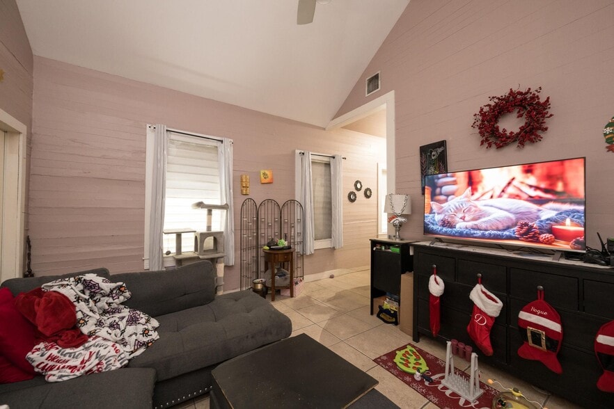 More Photos Of 1213 Eliza St, Key West Multifamily For Sale