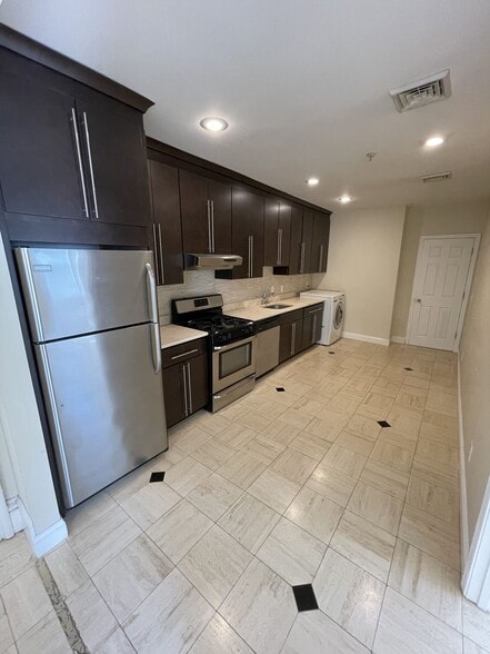More Photos Of 161 Benefit St, Providence Apartments For Sale