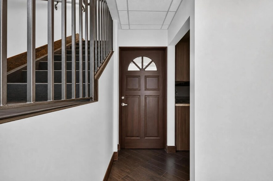 More Photos Of 3030-3050 NW 82nd Ave, Miami Showroom For Sale
