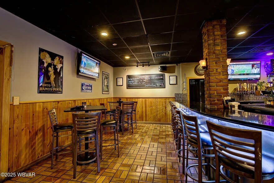 More Photos Of 505 Washington Blvd, Williamsport Restaurant For Sale
