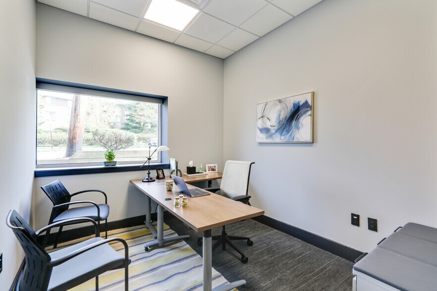 More Photos Of 25 Pompton Ave, Verona Coworking Space