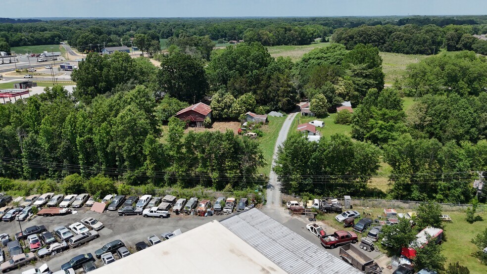 More Photos Of 4000 Highway 74 W, Monroe Auto Repair For Sale