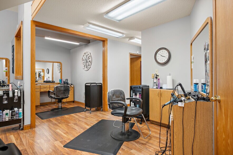 More Photos Of 321 Central Ave W, Saint Michael Freestanding For Sale