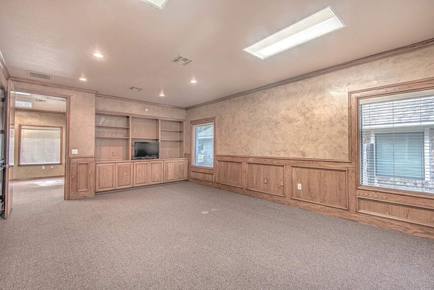 More Photos Of 2566 Blue Meadow Dr, Temple Office Residential For Lease