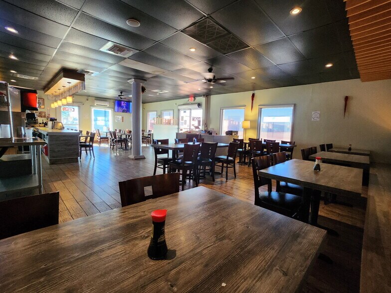 More Photos Of 445 E Main St, El Centro Restaurant For Sale